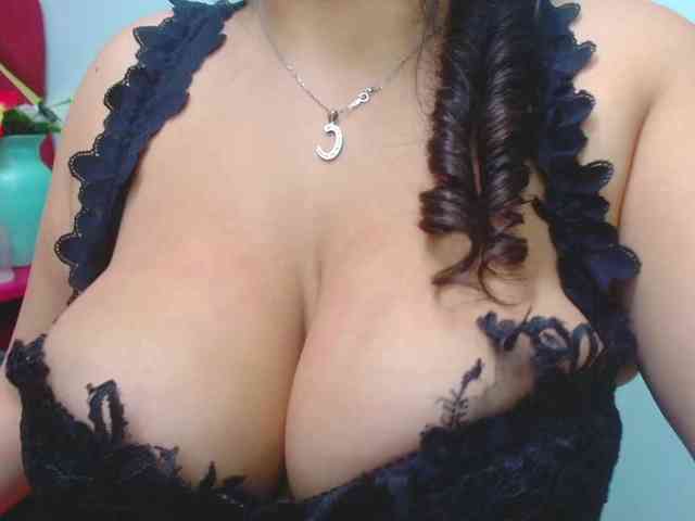 FreyjaNaugthy webcam