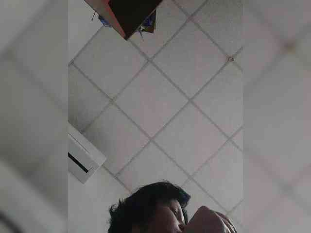 AlexLove68 Live Webcam on BongaCams