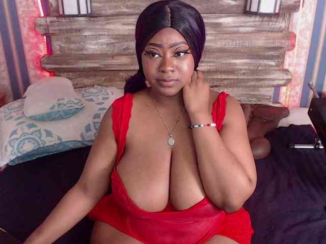 TrixieMar Live Webcam on BongaCams