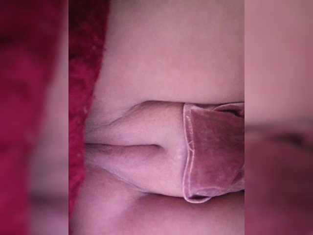 secretexclusive's BongaCams show and profile