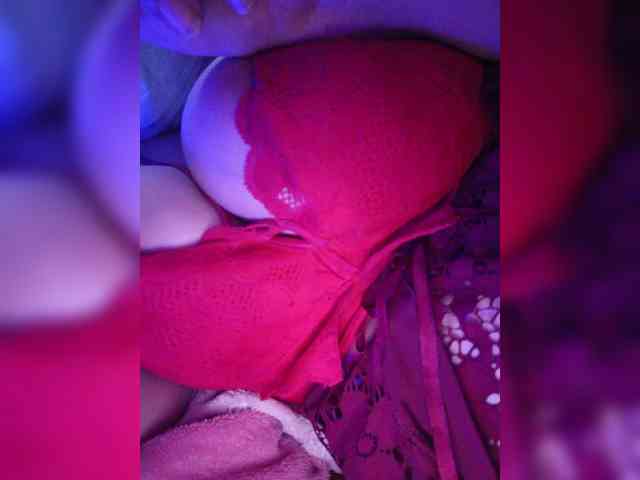 ExclusiveVIRGIN webcam