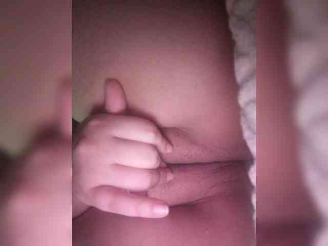 ExclusiveVIRGIN webcam