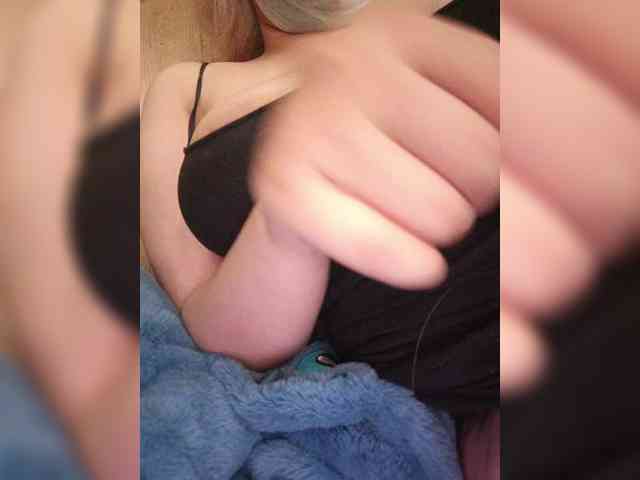 ExclusiveVIRGIN webcam