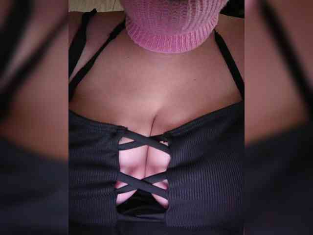 ExclusiveVIRGIN webcam