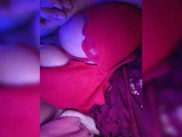 ExclusiveVIRGIN webcam