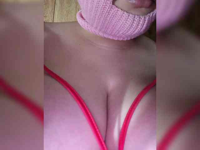 ExclusiveVIRGIN webcam