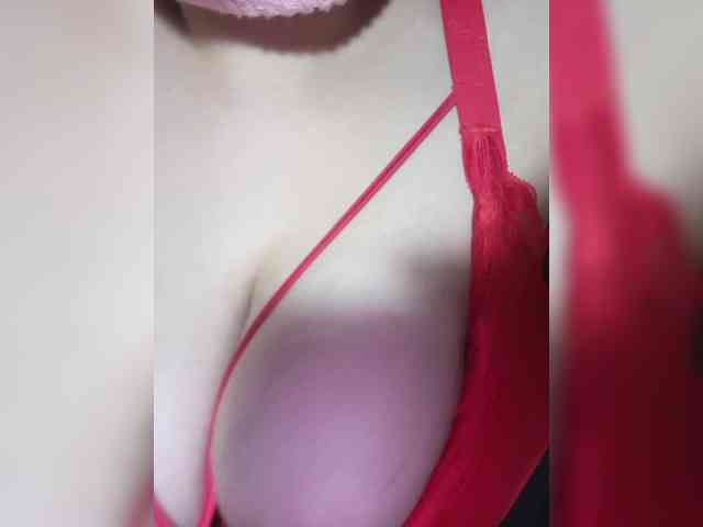 ExclusiveVIRGIN webcam
