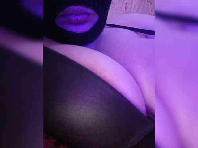 ExclusiveVIRGIN webcam