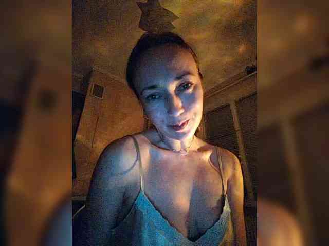 betruetoyourheart webcam