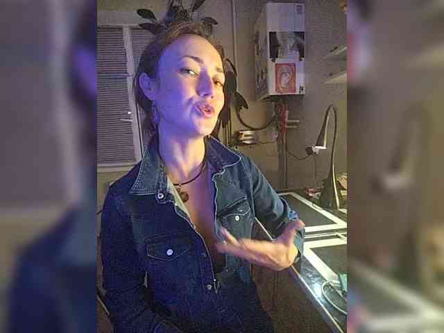 betruetoyourheart webcam