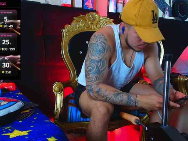 jeisonstark Live Webcam on BongaCams