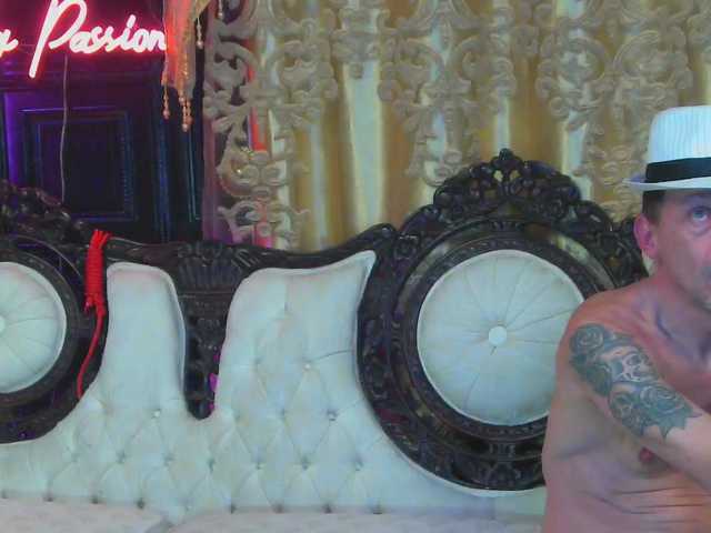 JadeandDamon's BongaCams show and profile