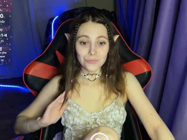 Natural-babe666's BongaCams show and profile