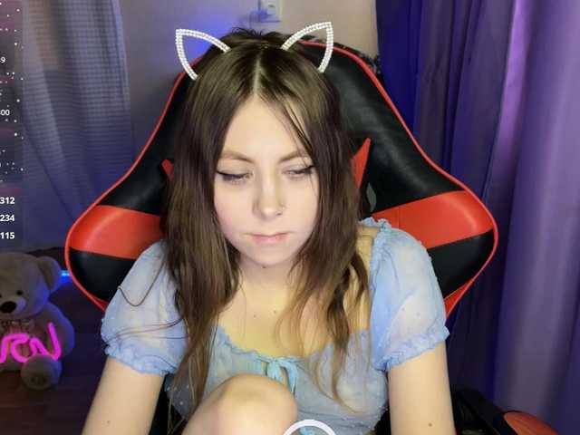 Natural-babe666's BongaCams show and profile