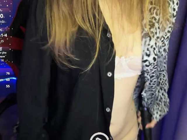 Natural-babe666's BongaCams show and profile