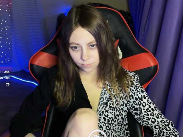 Natural-babe666's BongaCams show and profile