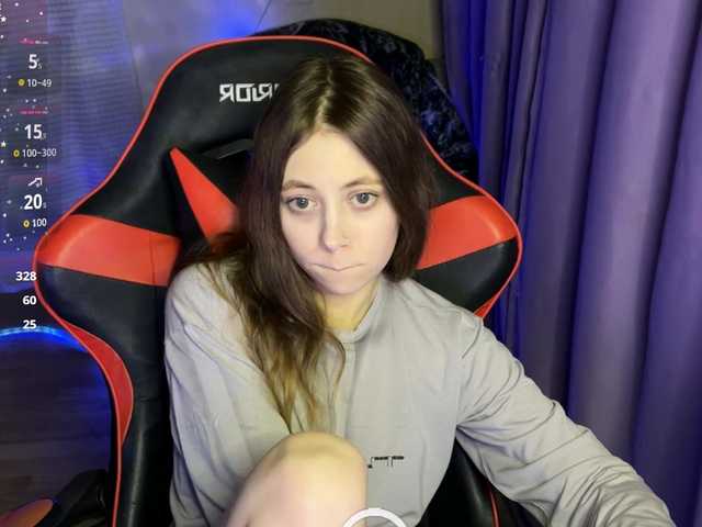 Natural-babe666's BongaCams show and profile