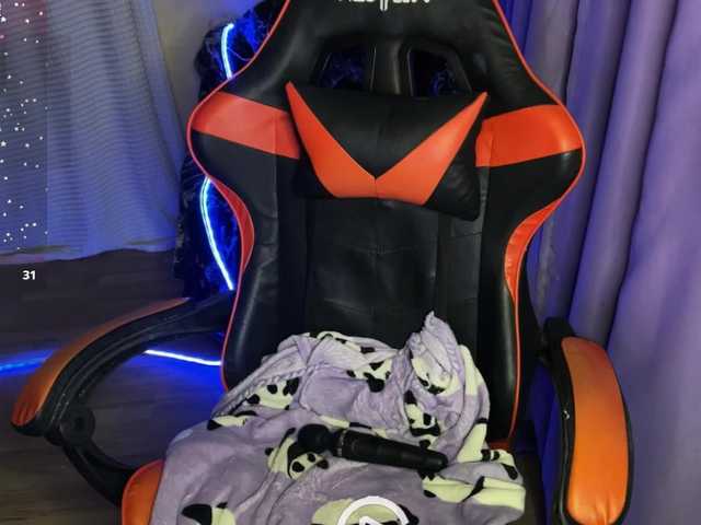 Natural-babe666's BongaCams show and profile