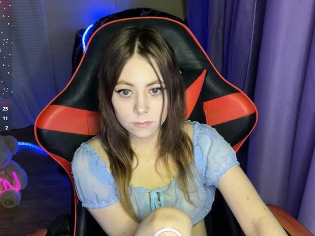 Natural-babe666's BongaCams show and profile