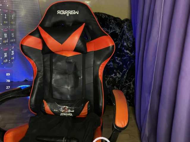 Natural-babe666's BongaCams show and profile