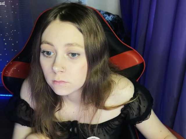  Natural-babe666 chat room