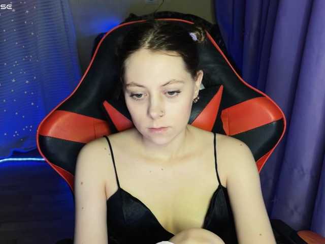 Natural-babe666's BongaCams show and profile