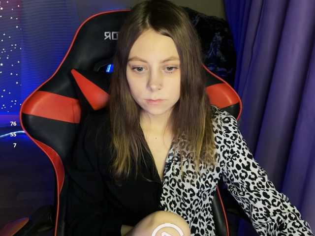 Natural-babe666's BongaCams show and profile