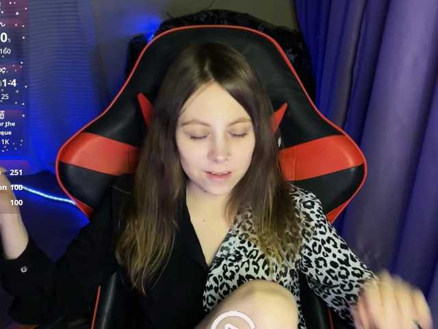 Natural-babe666's BongaCams show and profile