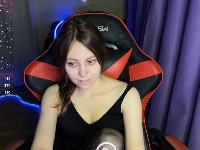 Natural-babe666's BongaCams show and profile