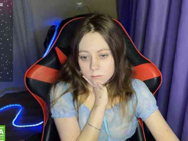 Natural-babe666 webcam