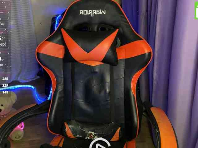 Natural-babe666 webcam