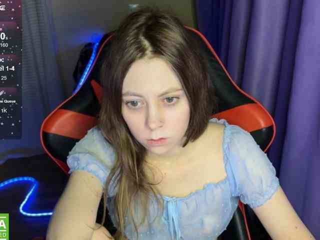 Natural-babe666 webcam