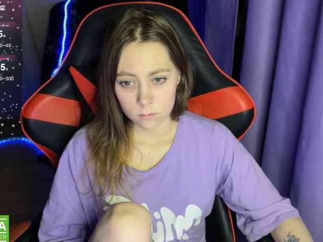 Natural-babe666 webcam