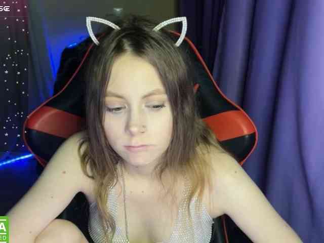 Natural-babe666 webcam