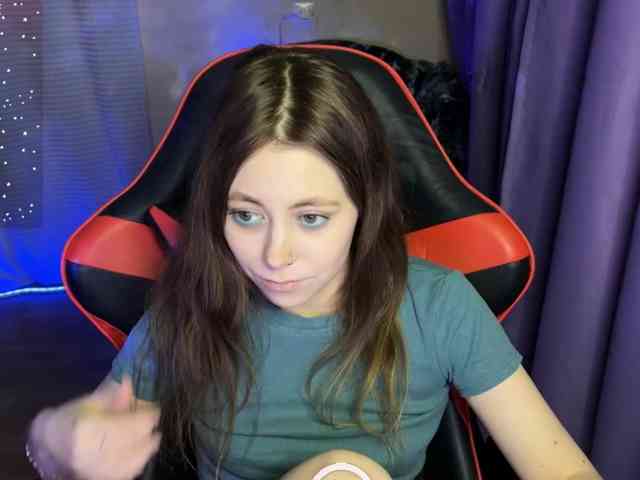 Natural-babe666 webcam