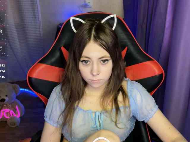 Natural-babe666 webcam