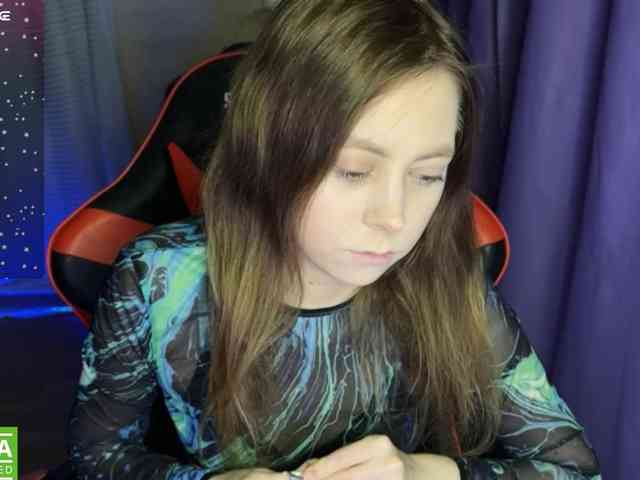 Natural-babe666 webcam