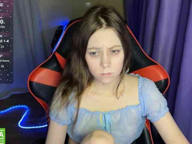 Natural-babe666 webcam