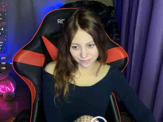 Natural-babe666 webcam