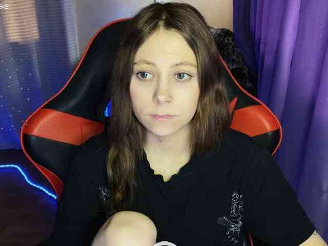 Natural-babe666 webcam