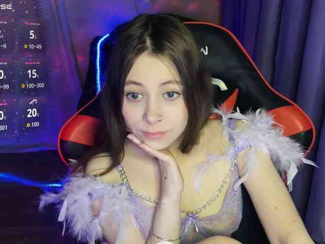 Natural-babe666 webcam