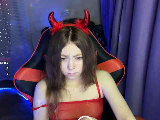 Natural-babe666 webcam