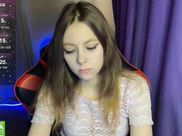 Natural-babe666 webcam