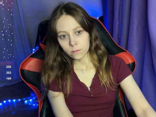 Natural-babe666 webcam