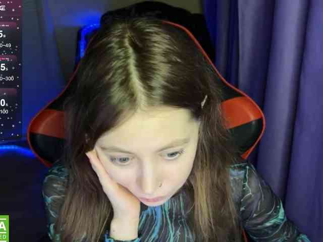 Natural-babe666 webcam