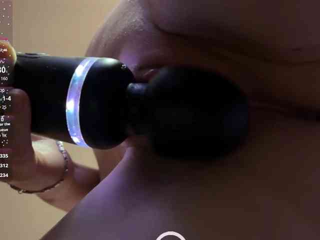 Natural-babe666 webcam