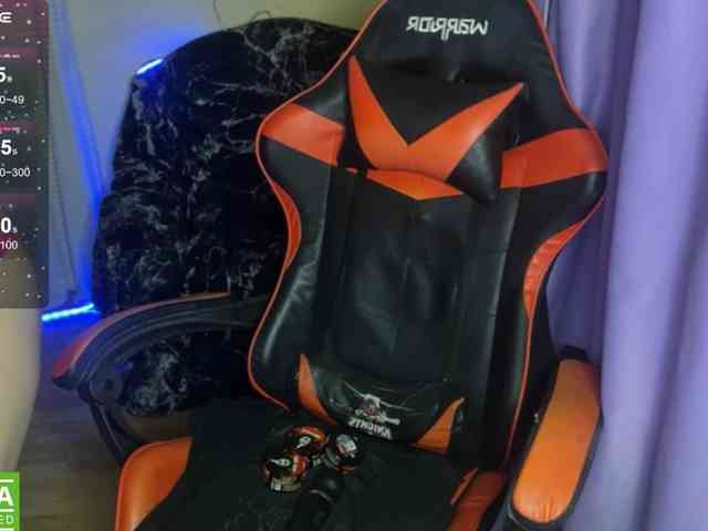 Natural-babe666 webcam