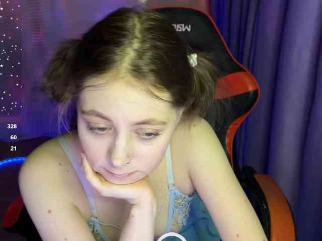 Natural-babe666 webcam