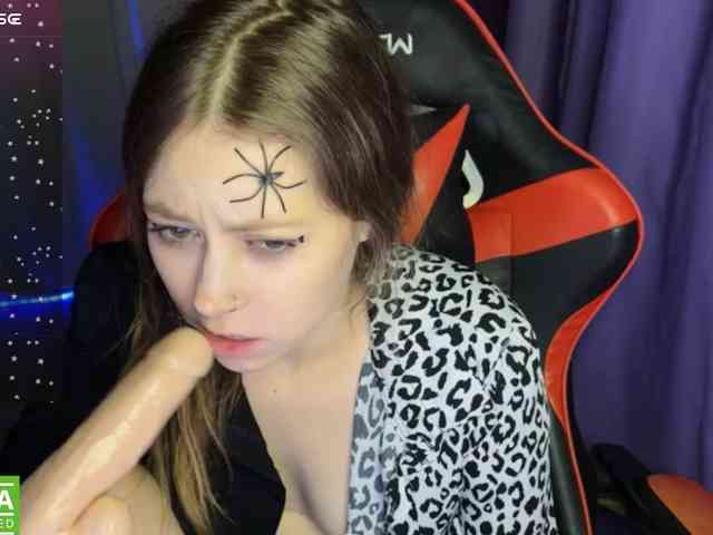 Natural-babe666 webcam