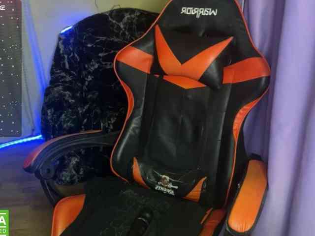 Natural-babe666 webcam